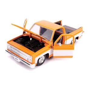 Jada Toys Just Trucks 1:24 1985 Chevrolet C-10 Die-cast Car Orange, Toys for Kids and Adults (31607)