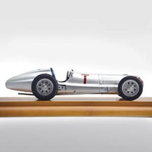 CMC-Classic Model Cars Mercedes-Benz W154 Grand Prix France 1938 Limited Edition 1:18 Scale Detailed Assembled…